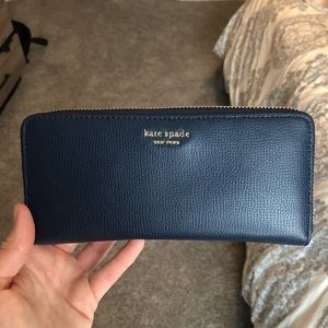 Perfect condition Sylvia slim Kate Spade wallet!